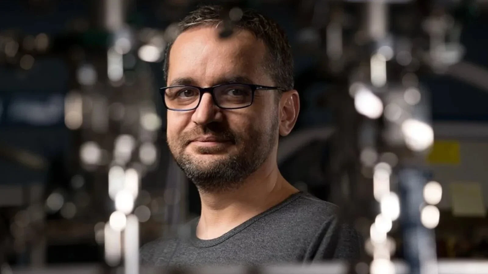 Cercetător român de la Princeton, în avangarda materialelor care pot extrage apă din atmosferă