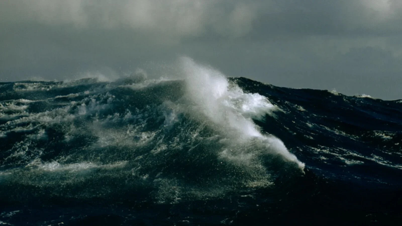 Un episod extrem de puternic de El Niño ia amploare în Oceanul Pacific