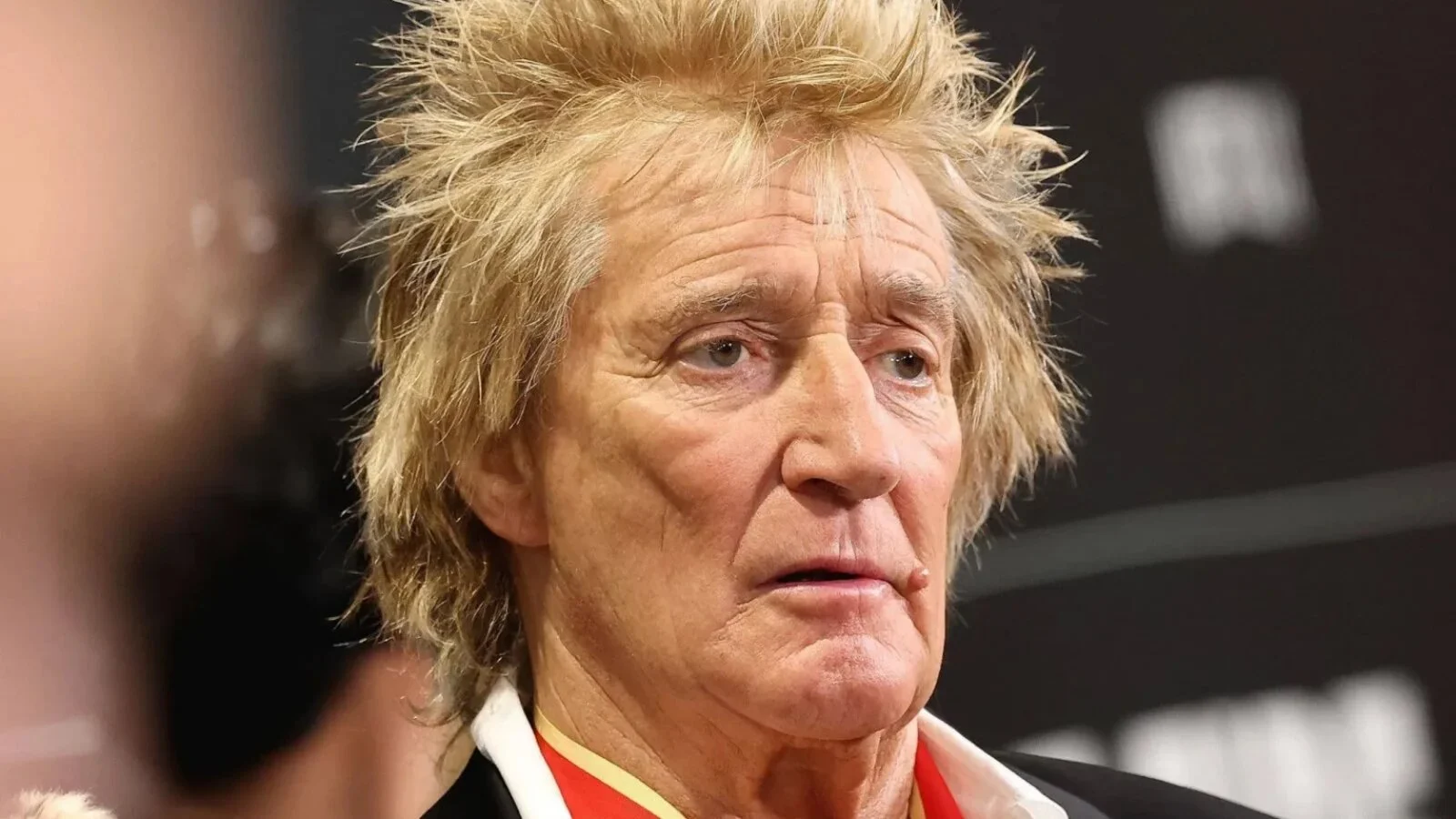 Rod Stewart renunță la turneele internaționale după 60 de ani de carieră