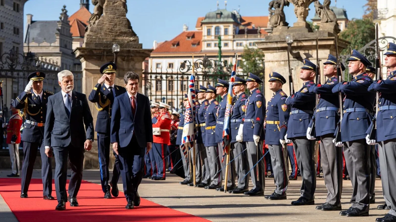 Surpriza trăită de Nicușor Dan, în timpul vizitei din Cehia