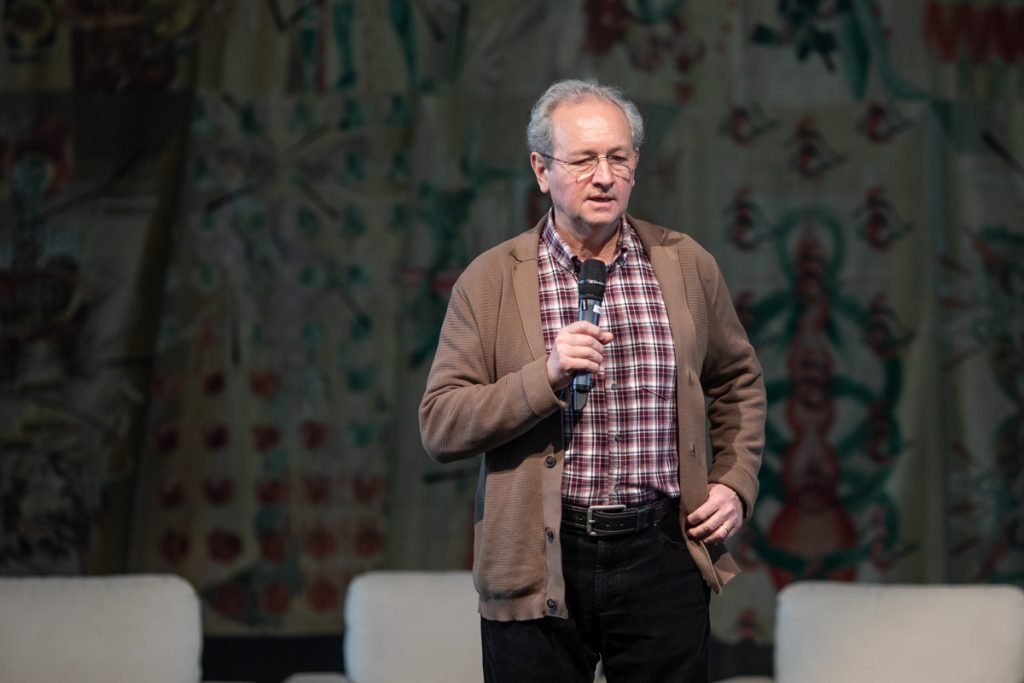 Dan Puric, scos din programul aniversar al unui colegiu din Bacău / Declic: „Are tot dreptul să vorbească, dar nu într-o școală publică”