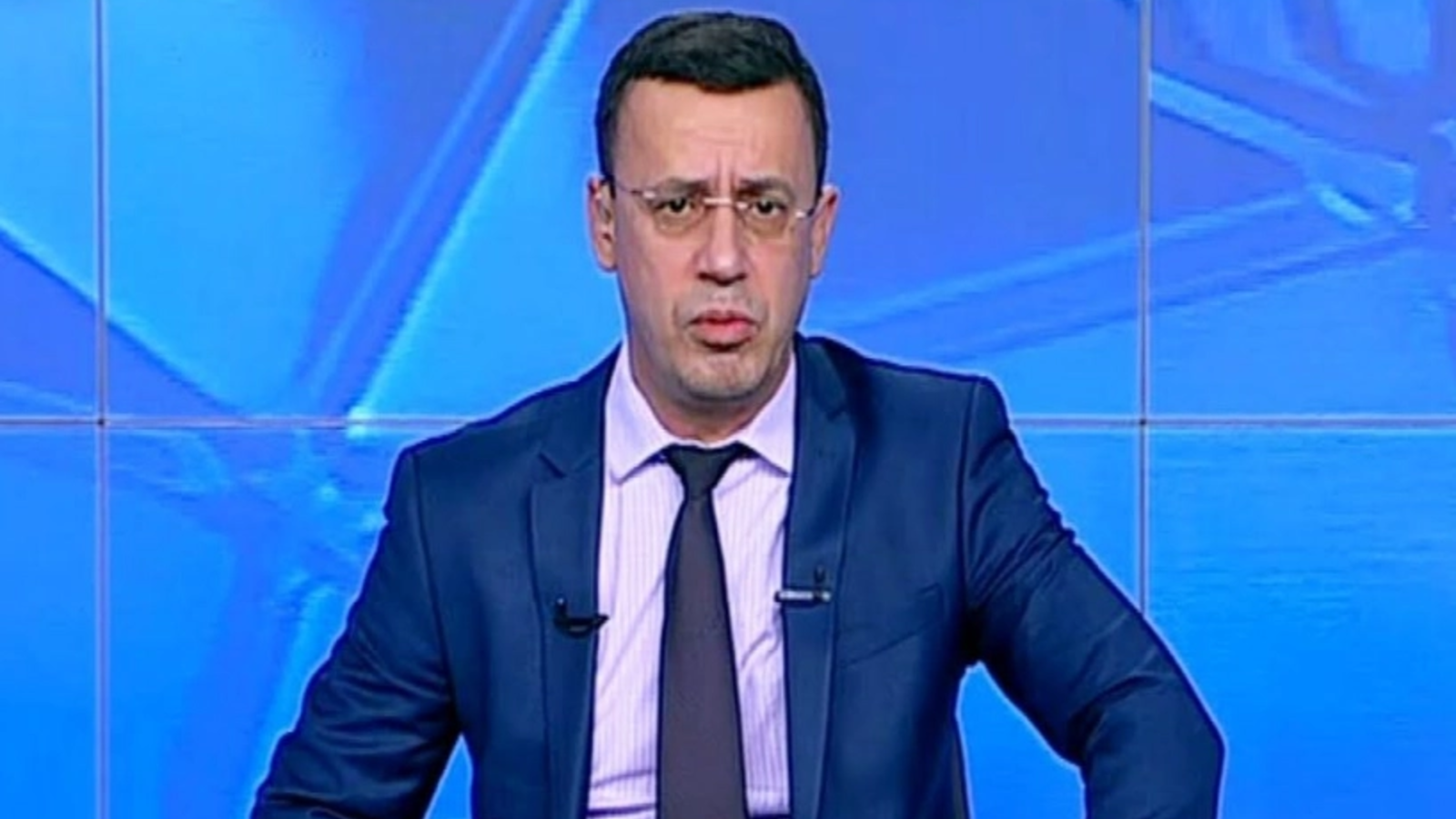 Victor Ciutacu dă cu ambele palme în meciul CTP-georgisti: Crucișătorul face pe victima. Suveraniștii sunt niște creaturi bizare cu inteligență de euglene verzi