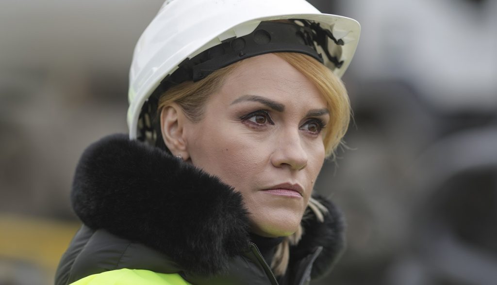 Gabriela Firea vrea ca unele clădiri publice și industriale neutilizate să fie transformate în spații de locuit / Cere construcția de locuințe din fonduri europene