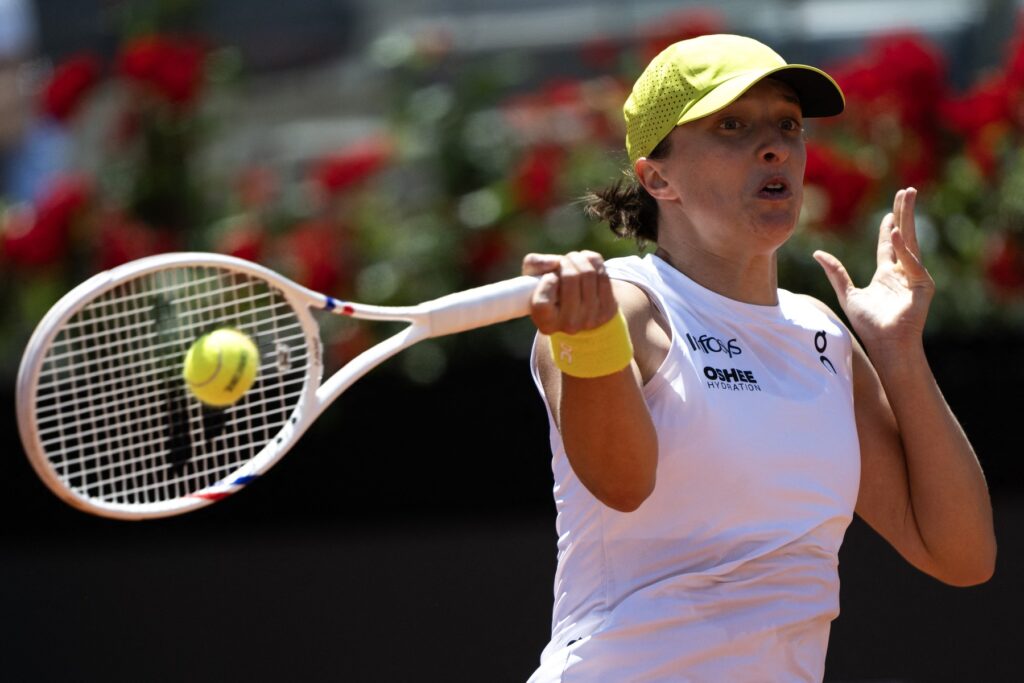 Iga Swiatek egalează un record din WTA stabilit de Simona Halep