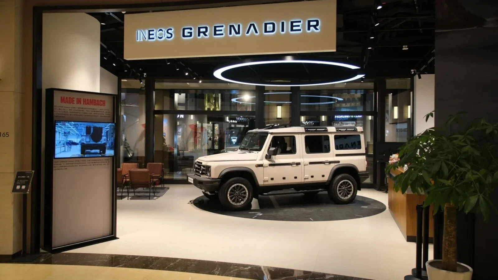INEOS Grenadier intră în dotarea armatelor europene. Povestea 4x4-ului născut într-un pub, inspirat de legendarul Defender