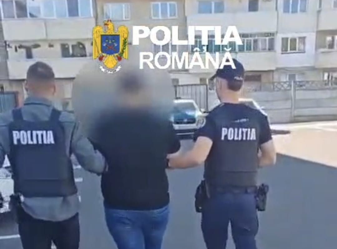 VIDEO. Metoda prin care un bărbat păcălea bătrânii din Cluj: mergeau să-și achite facturile, iar el le făcea contracte pe telefoane de zeci de mii de lei