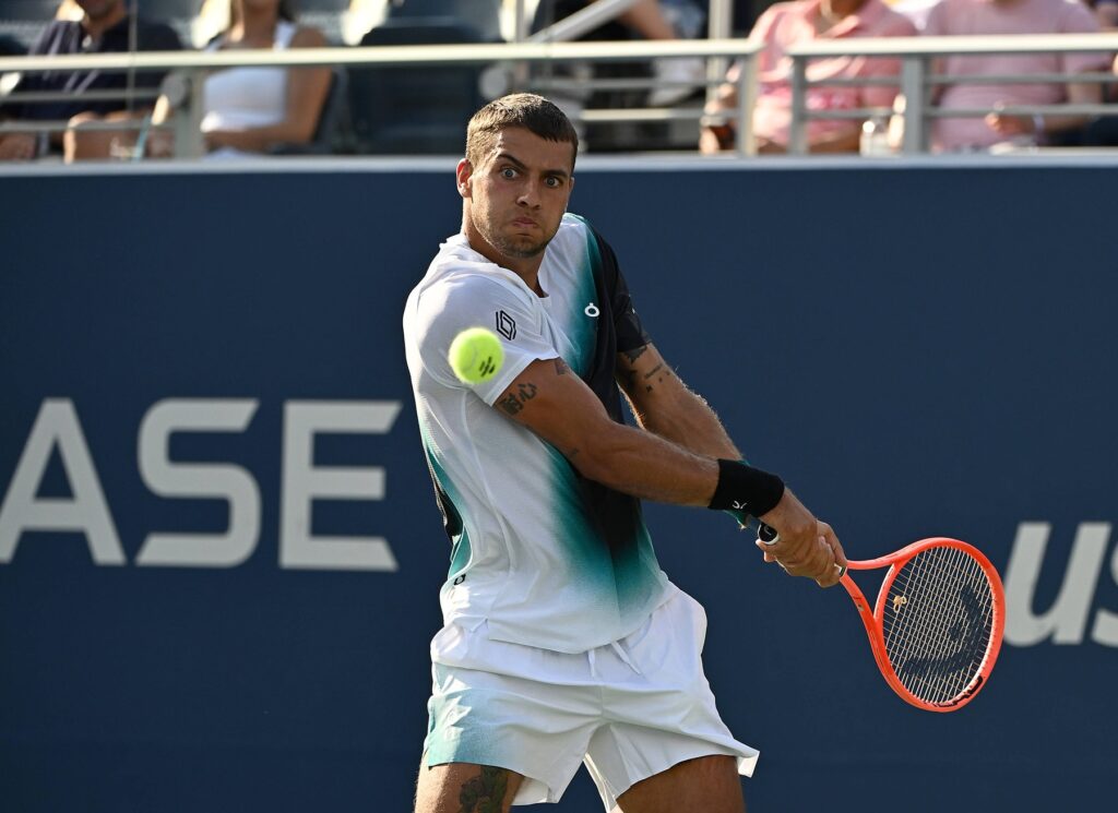 Finalist la Roland-Garros în acest an, Flavio Cobolli a fost învins în primul tur la Shanghai de locul 83 mondial