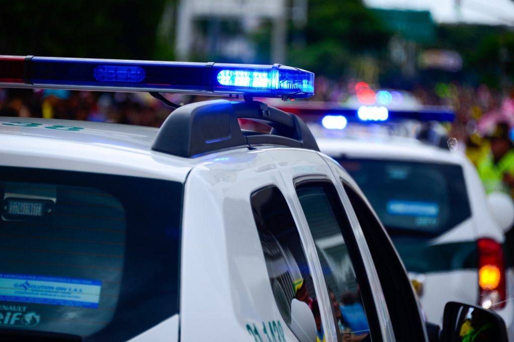 Poliția caută un șofer acuzat de o influenceriță că se masturba la volan