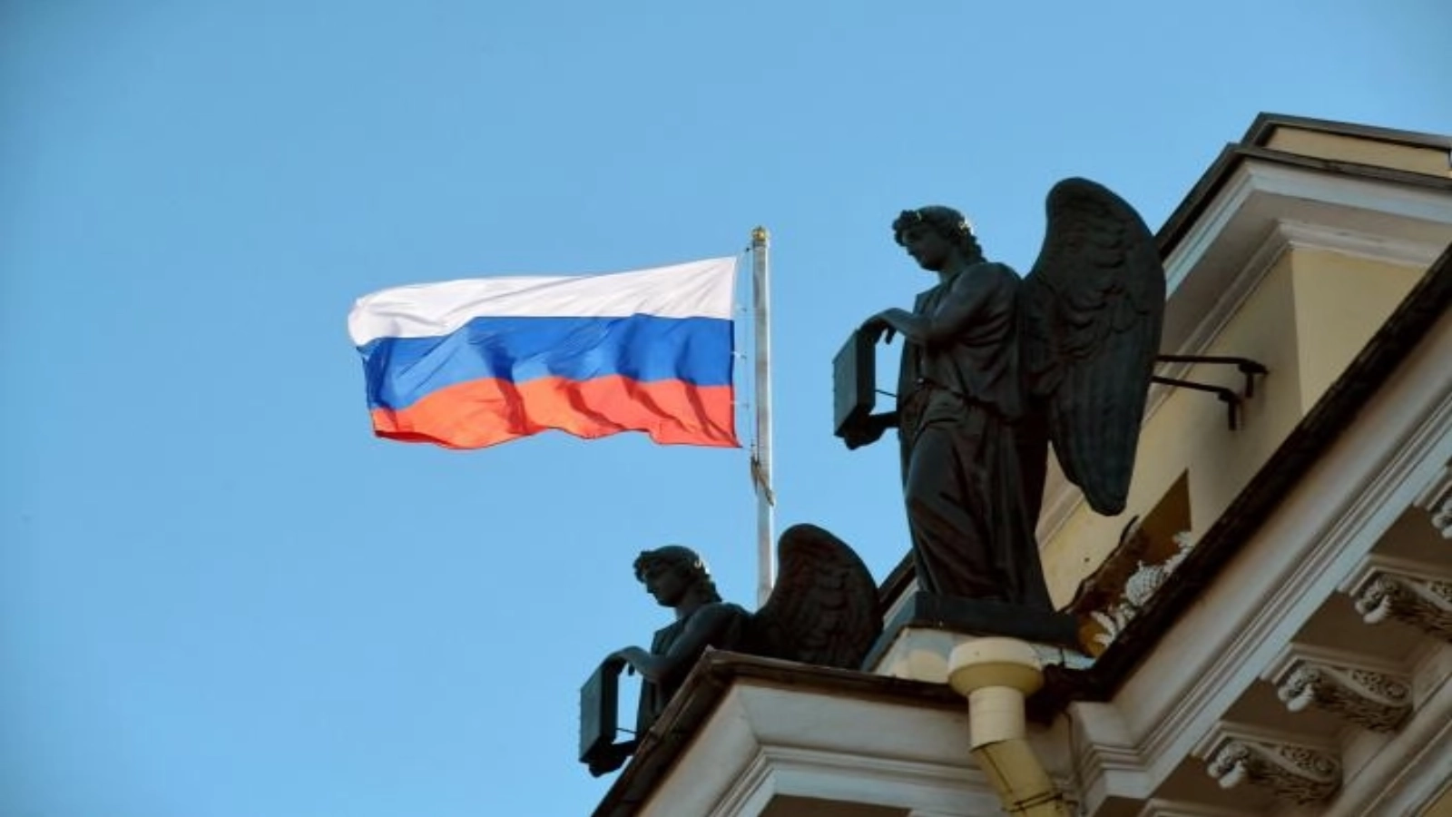 Rusia amenință cu un răspuns "rapid și devastator" după ce ministrul olandez al Apărării a numit-o "inamic"