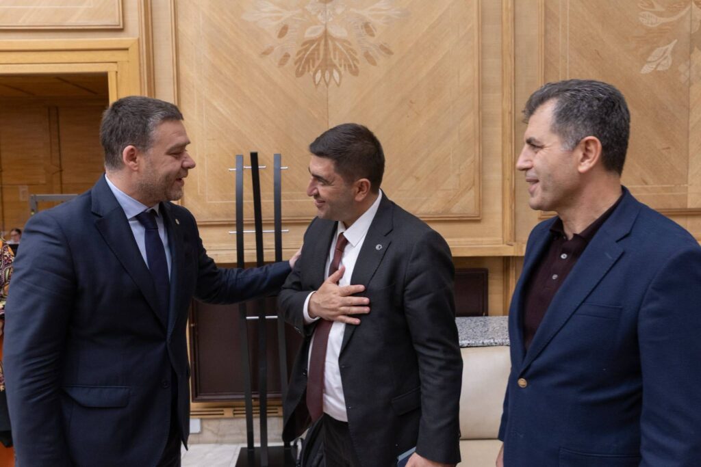 Ciprian Ciucu, după întâlnirea cu primarul Ankarei: Mansur Yavaş a susţinut stabilirea de contacte între companii în vederea unor colaborări viitoare