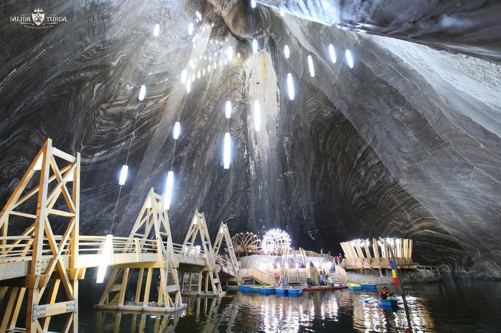 Controversă în Italia în legătură cu Salina Turda, după ce o influenceriță a scris că este „cel mai ciudat loc din lume”