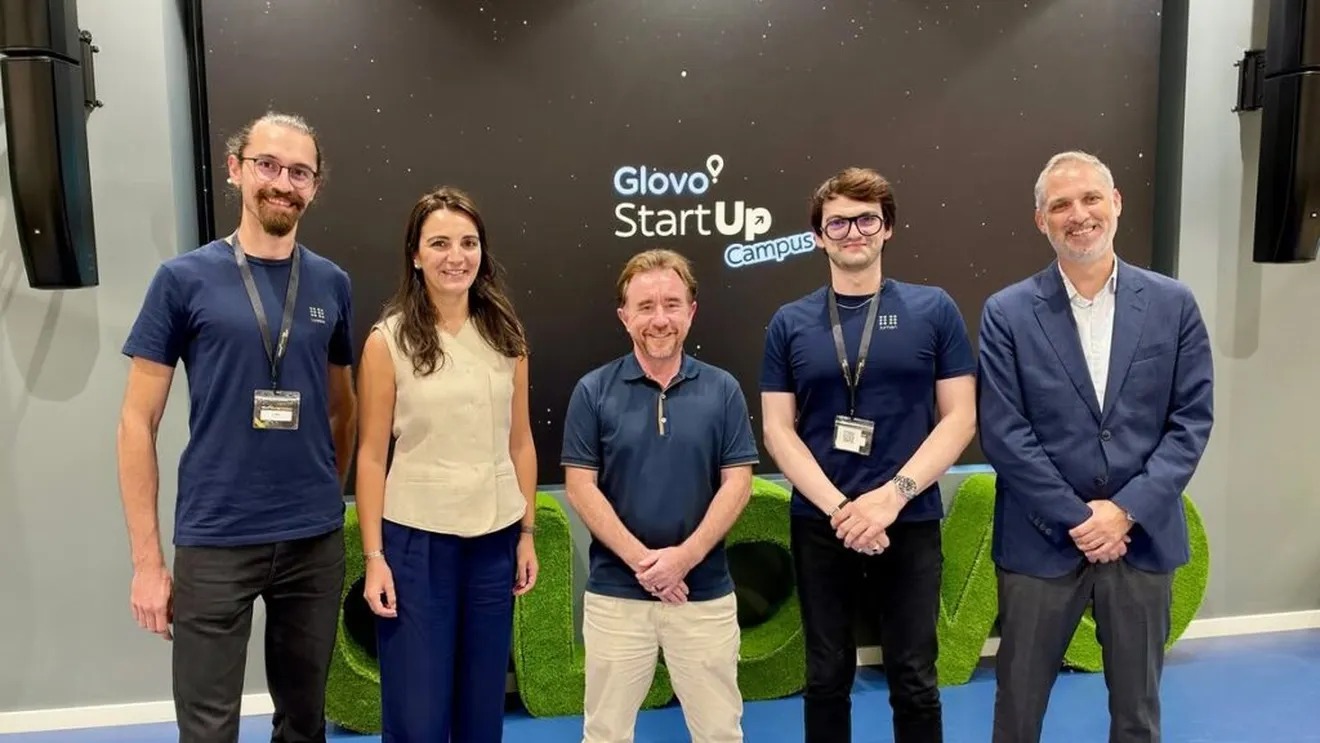 O invenție românească a cucerit Barcelona! Start-up-ul din Cluj pregătește o nouă generație de roboți care vor livra direct la ușa apartamentului