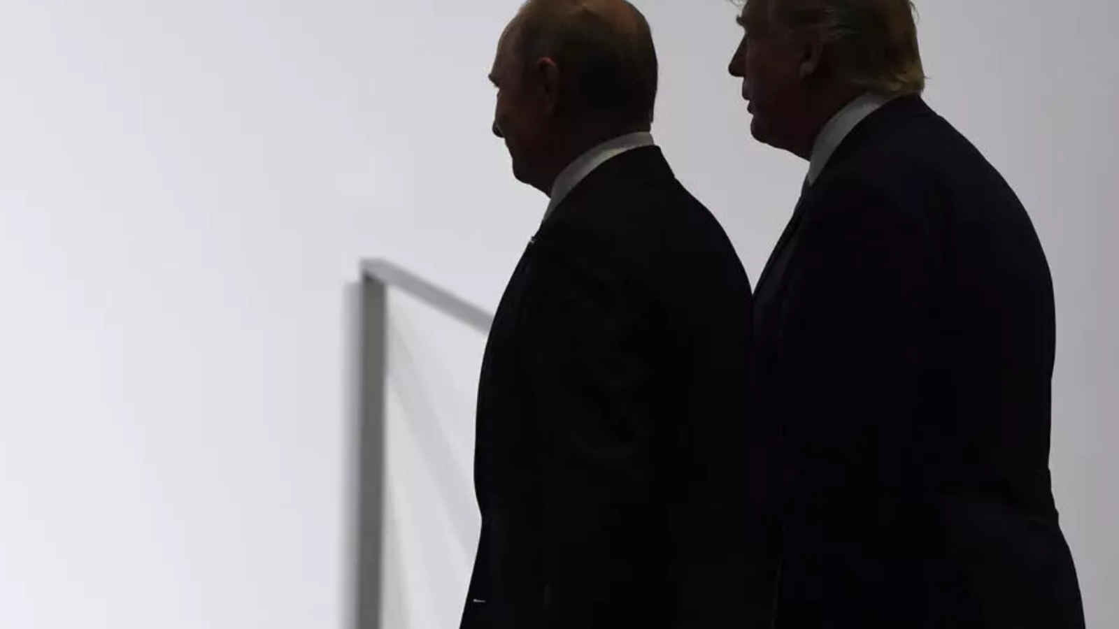 Ucrainenii, luați prin surprindere de anunțul lui Trump după discuția cu Putin