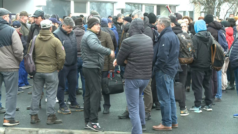 Protest la IAR Ghimbav: Salariații acuză creșterea de peste patru ori a indemnizațiilor șefilor, în timp ce indexarea salariilor a fost blocată