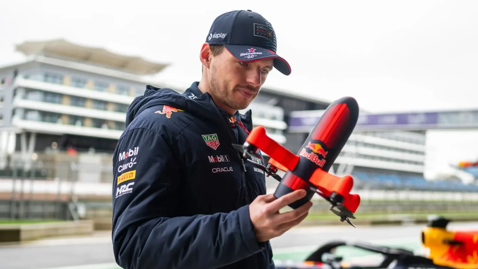 Dispozitivul de 350 km/h care a urmărit monopostul lui Max Verstappen lipit de pistă