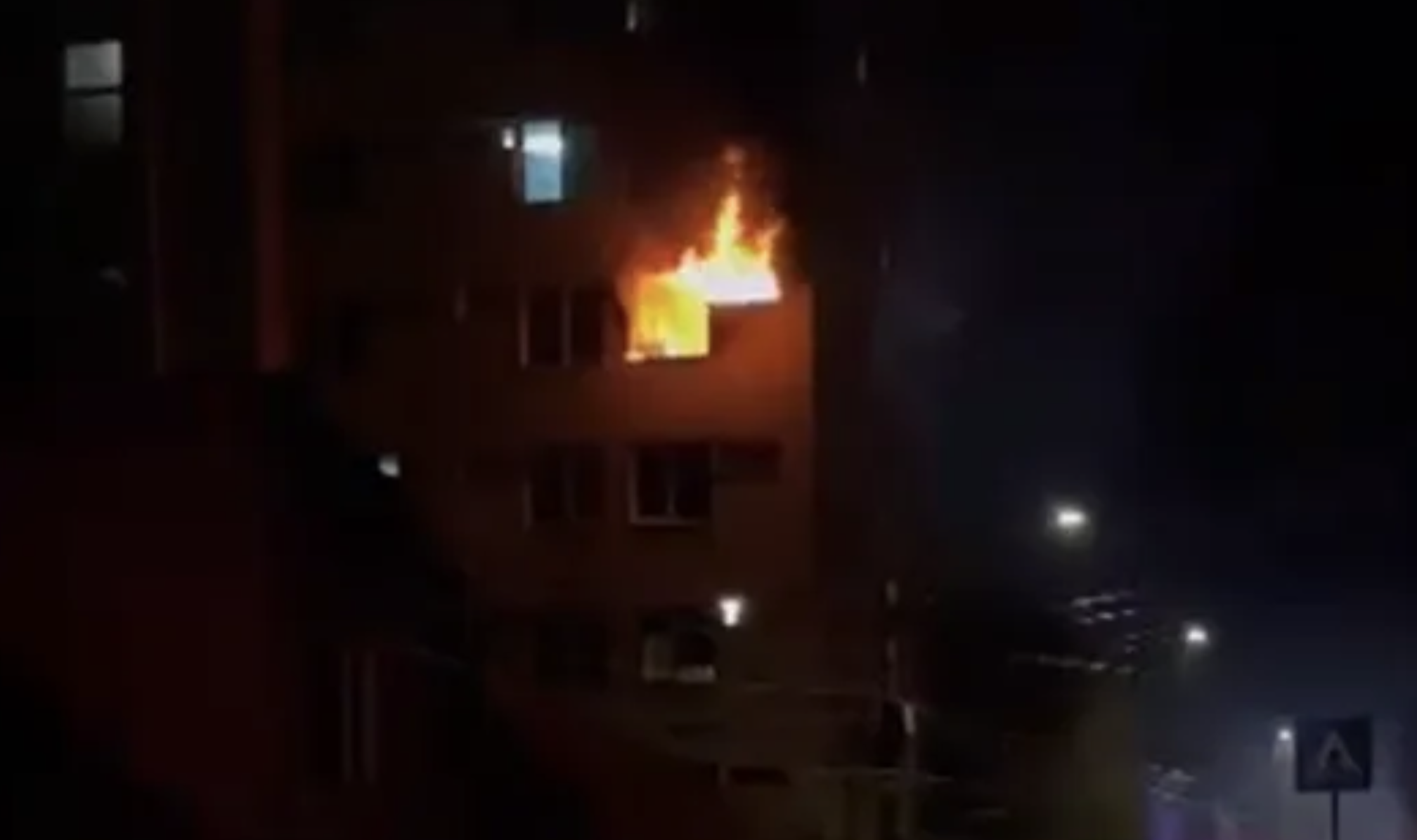 UBB sare în ajutorul studenților după incendiul din Hașdeu! Cel puțin două burse sociale și 10 ședințe gratuite la psiholog pentru cei din Căminul 17