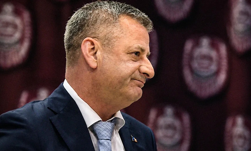 Scandal la CFR Cluj! Ioan Varga rupe tăcerea despre cedarea a jumătate din acțiunile clubului din Gruia: „Nu am semnat nimic!”