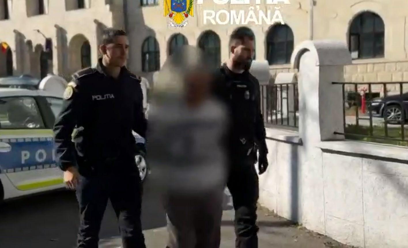 VIDEO. Caz grav în supermarket în Cluj! Un bărbat a bătut paznicul și o angajată, după ce a vrut să plece fără să plătească. A trecut apoi la exhibiționism