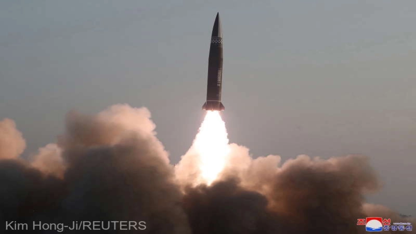 Coreea de Nord amenință direct Washingtonul: Kim Jong Un prezintă o rachetă capabilă să lovească SUA