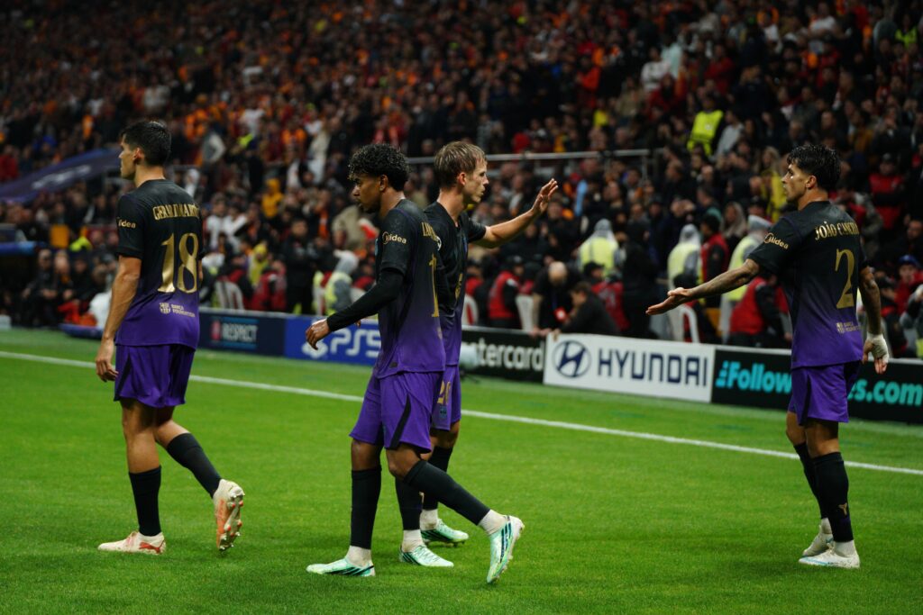 Barcelona își continuă forma la Istanbul: 4-1 cu Galatasaray / Interul lui Chivu, învins acasă de campioana Belgiei / Rezultatele serii din Liga Campionilor