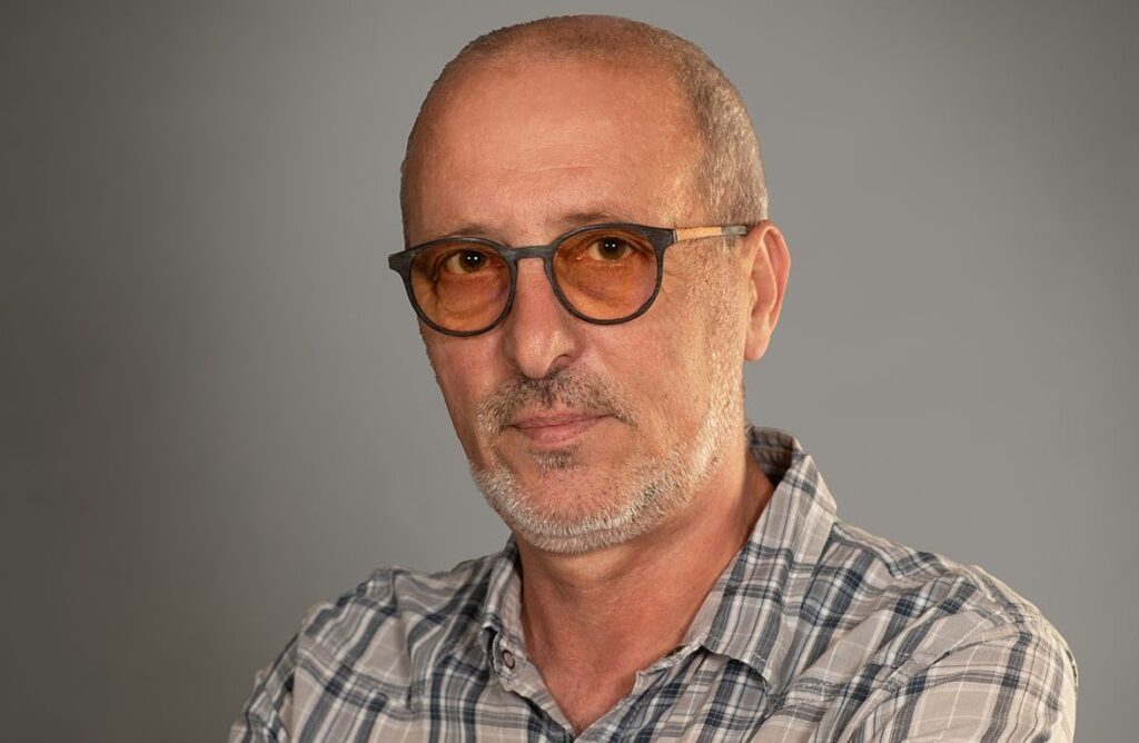 Un scamator dibaci la Palatul Cotroceni