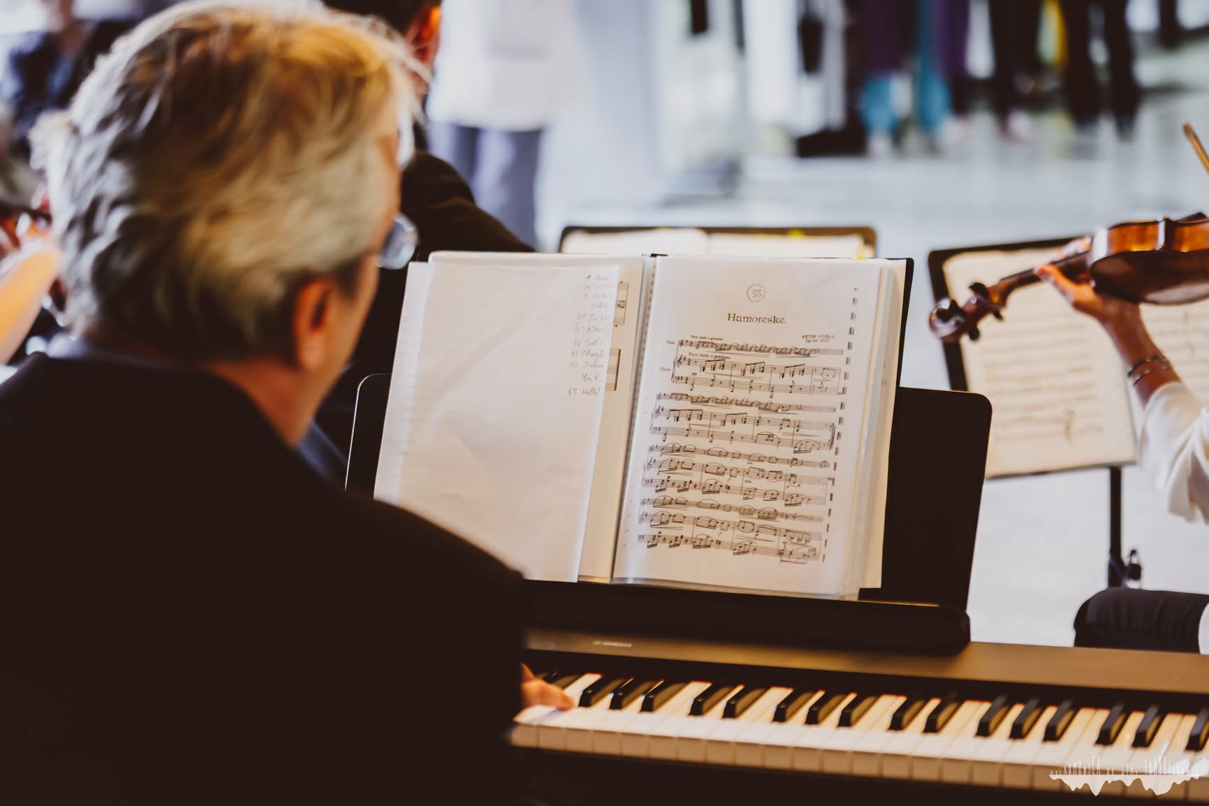 Concert de excepție la Cluj! Un dirijor de renume internațional și un pianist talentat urcă pe scena Auditorium Maximum