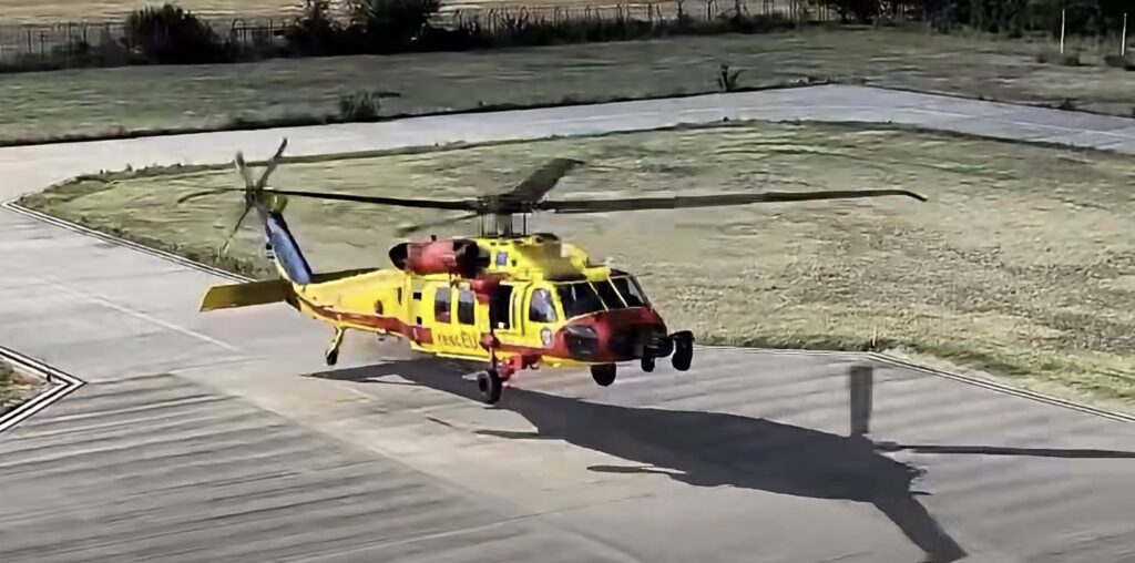 VIDEO Elicopterele Black Hawk ale Ministerului de Interne intervin la bordul navei comerciale lovite lângă Sulina