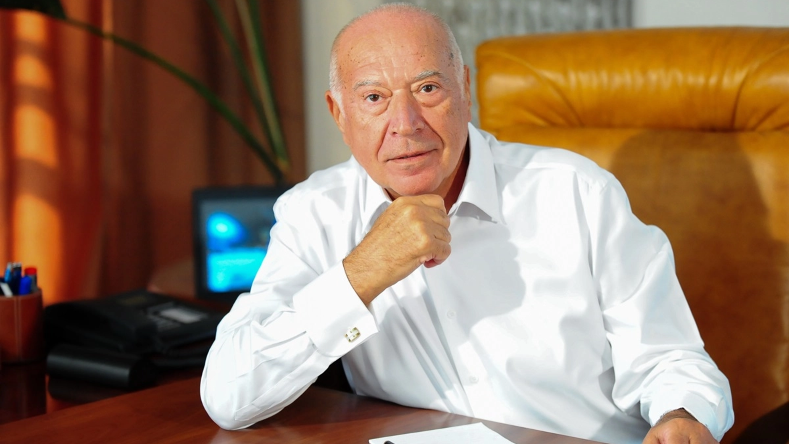 Înainte să plece de la guvernare, USR dă o ultimă mare lovitură partidului lui Dan Voiculescu