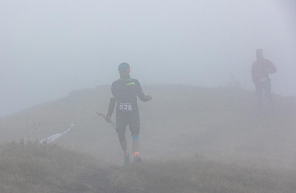 Organizatorii anunță zăpadă și ceață pe creastă înaintea ediției din 2026 a competiției Azuga Trail Race