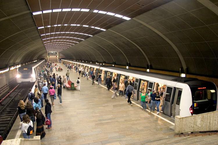 Doar 13 angajați TESA din Metrorex nu au rude în companie / Negocierile pentru noul Contract Colectiv de Muncă, îngreunate de conflictele de interese