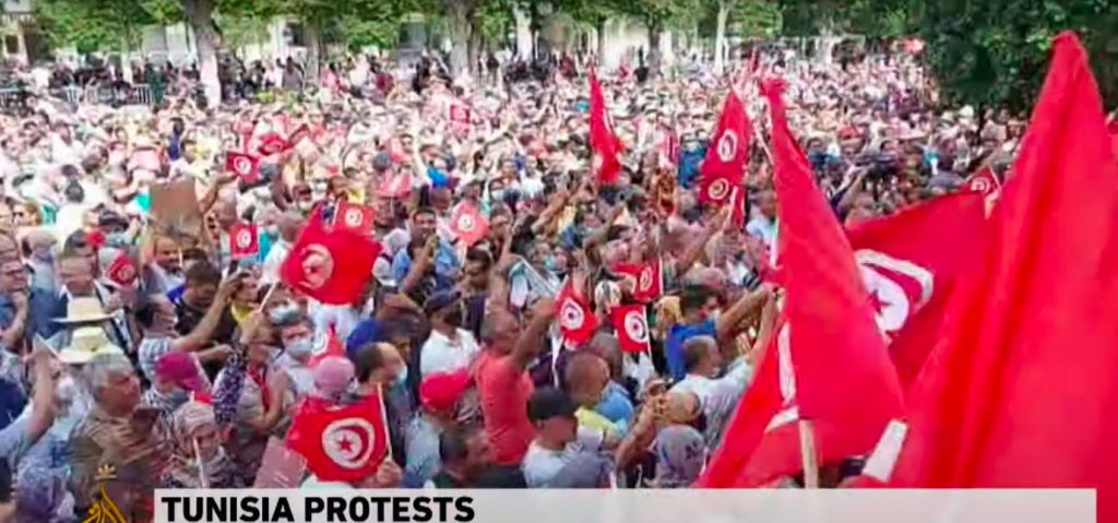 Tunisia, scena celei mai mari manifestații împotriva președintelui din ultimii ani