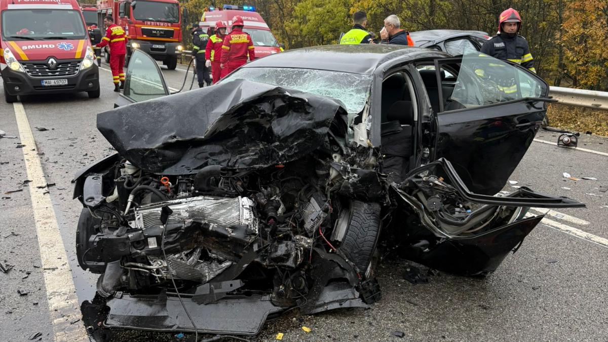 Accident cumplit! Un tânăr de doar 24 de ani și-a pierdut viața în urma unui impact frontal: Poliția a deschis un dosar penal
