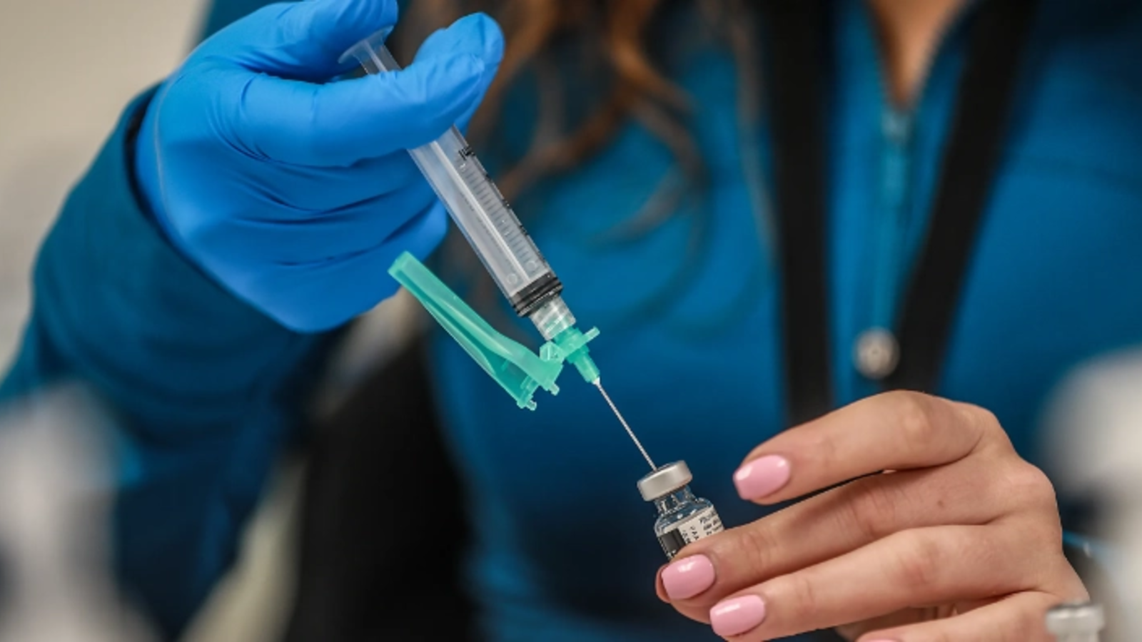 Vaccinul împotriva cancerului, mai aproape de realitate? Rezultatele care au entuziasmat oncologii / Marea provocare care rămâne