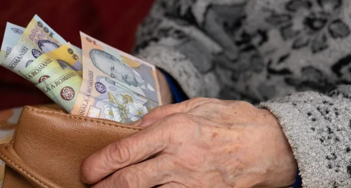 Pensionarii ar putea primi mai mulți bani de anul viitor! Ce se întâmplă cu pensiile de la 1 ianuarie 2027