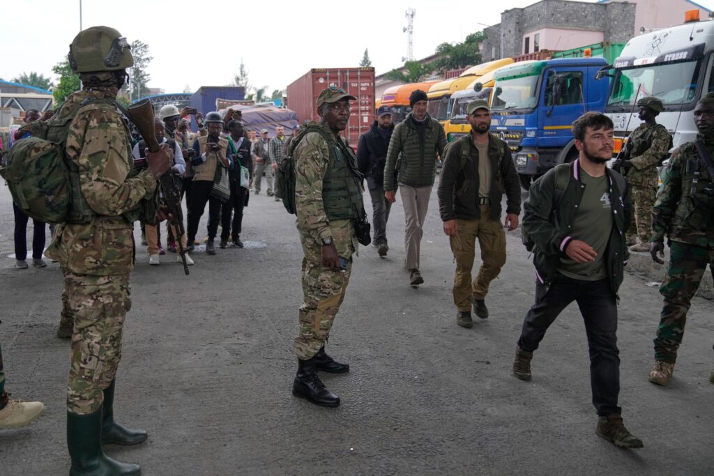 Un mercenar român a fost ucis în luptele din Republica Democrată Congo / Românul, fost militar, lupta alături de americani