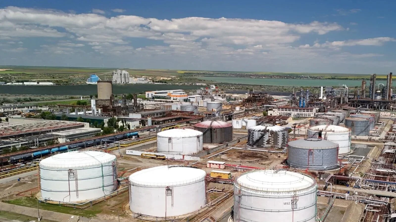 OMV Petrom a avut un Profit de 4,1 miliarde lei, în primele nouă luni din acest an, în creştere cu 18% faţă de perioada similară, din 2025/ Investiţii record