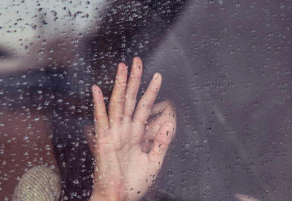 Senatul Franţei elimină prescrierea infracţiunilor sexuale împotriva minorilor