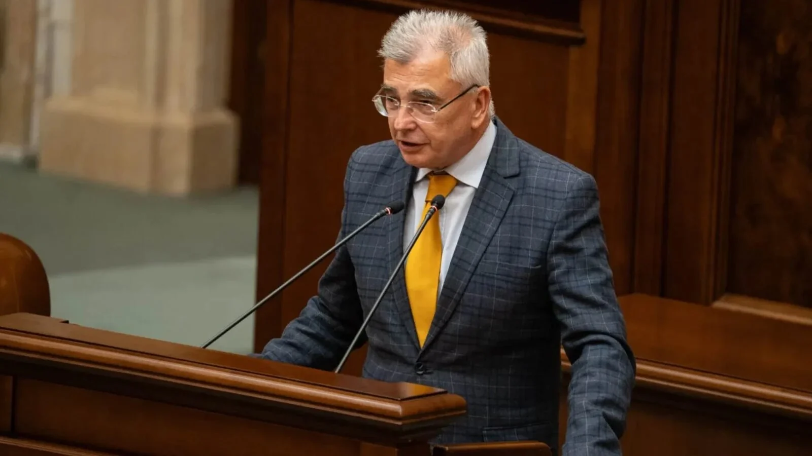 Șeful senatorilor AUR anunță că orice alianță cu PSD e exclusă: Colaborările pe proiecte au undă verde
