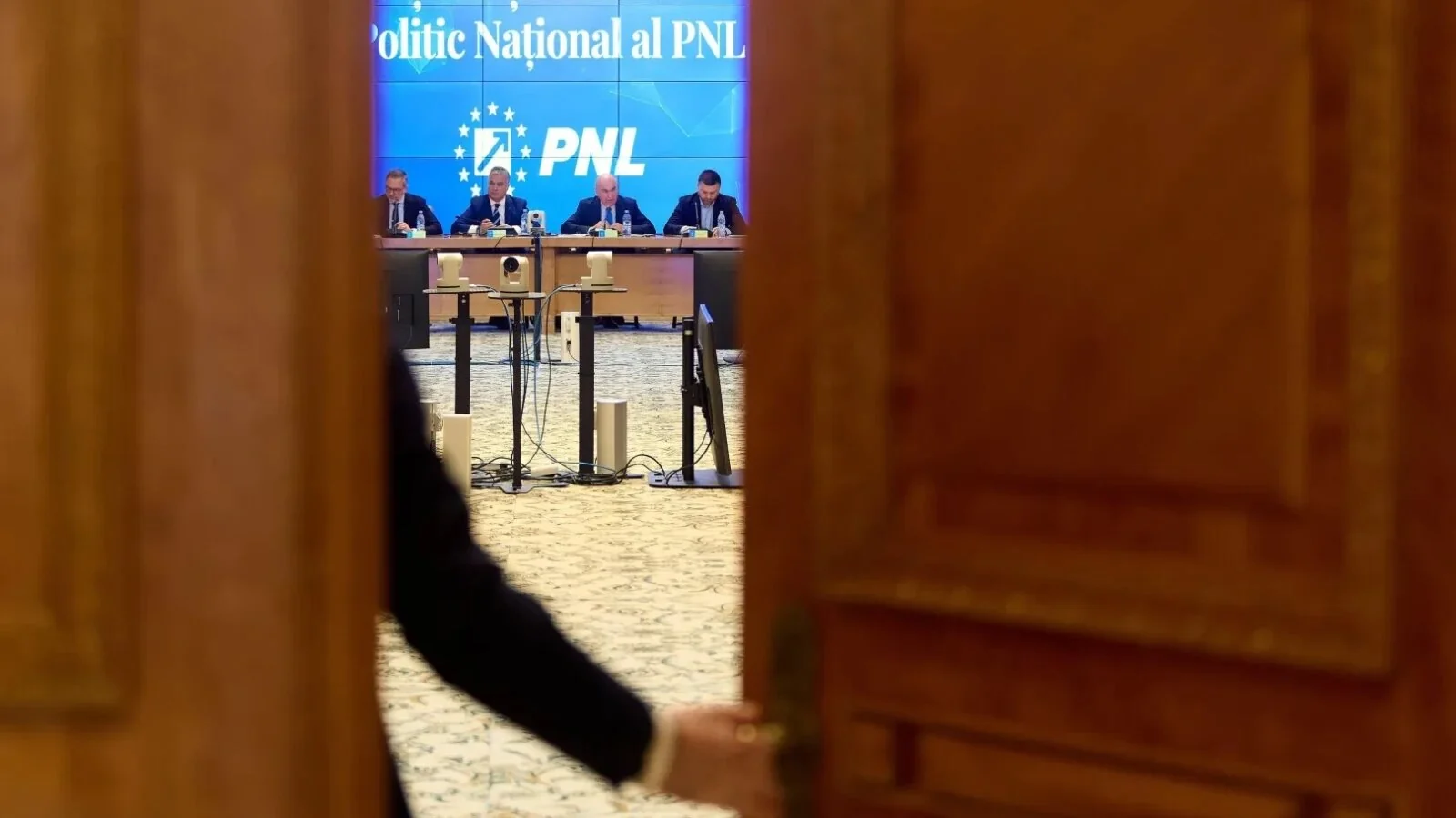 Platforma Liberal-Conservatoare din PNL organizează, în decembrie, o ședință în interiorul partidului