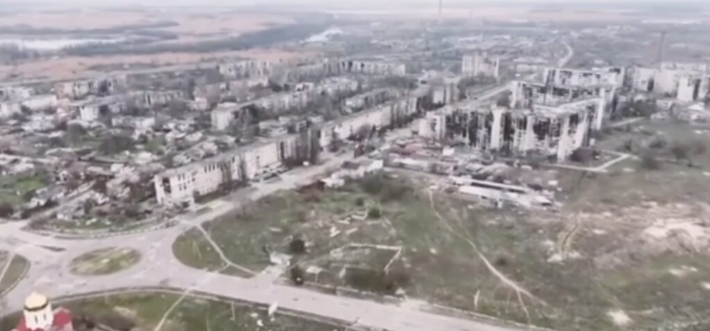 Trei avioane cu civili evcuaţi din oraşul ucrainean Oleşki au ajuns în Belarus / Se află sub control rusesc