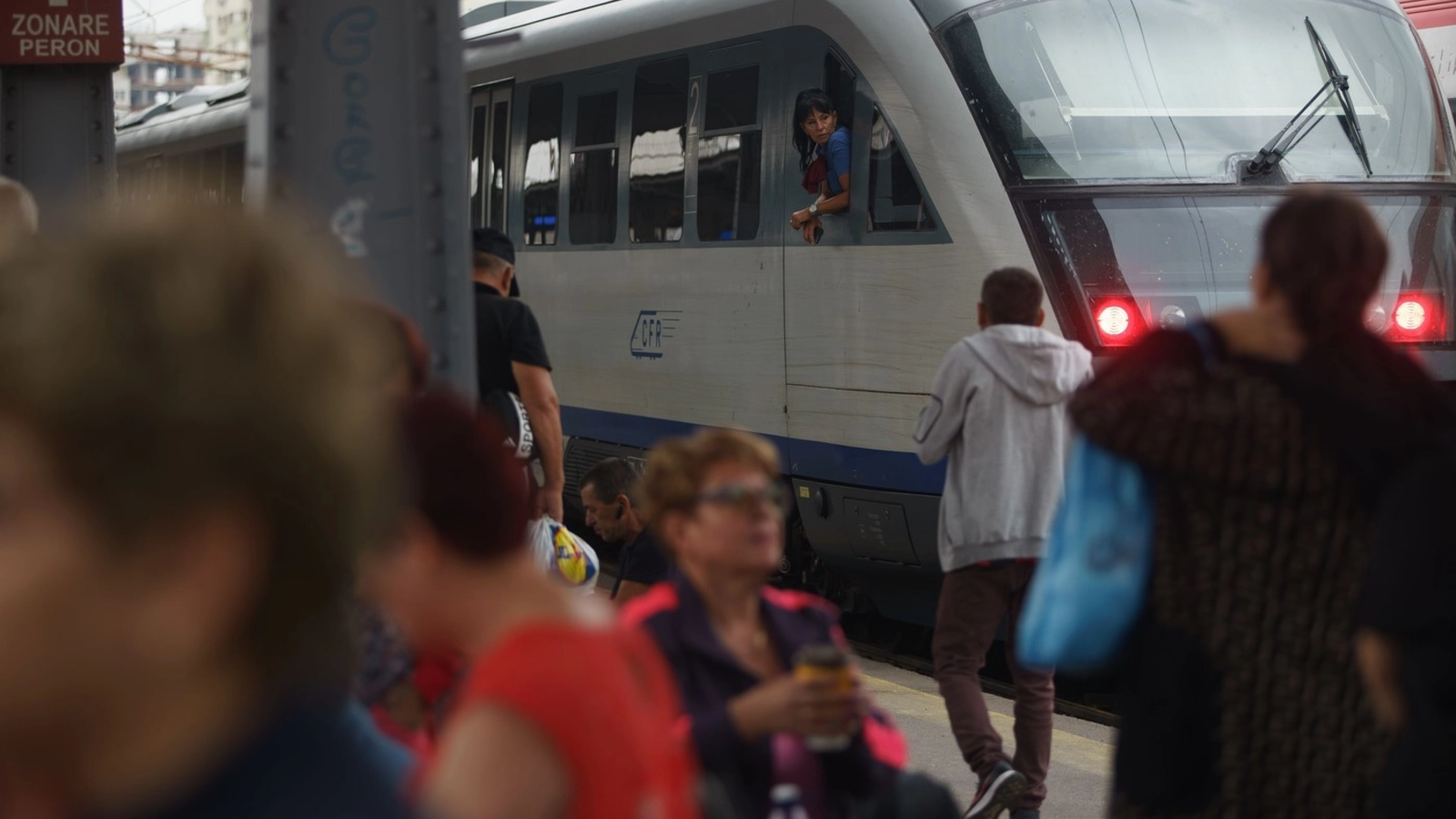 Incident grav în Gara de Nord din București: O persoană a fost lovită de un tren internațional